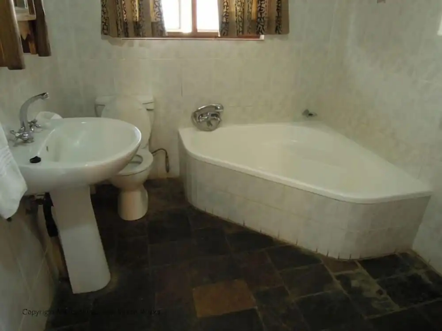 Tautona Lodge