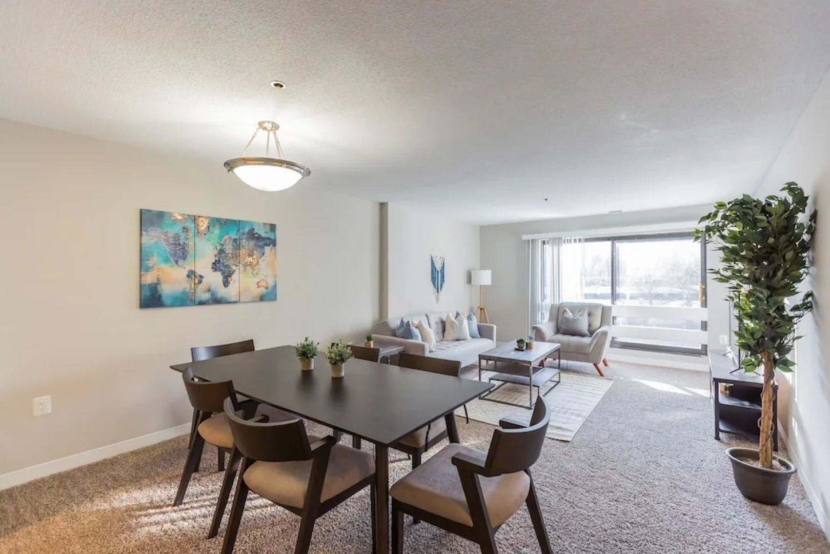 The Luxe Suites of Alexandria