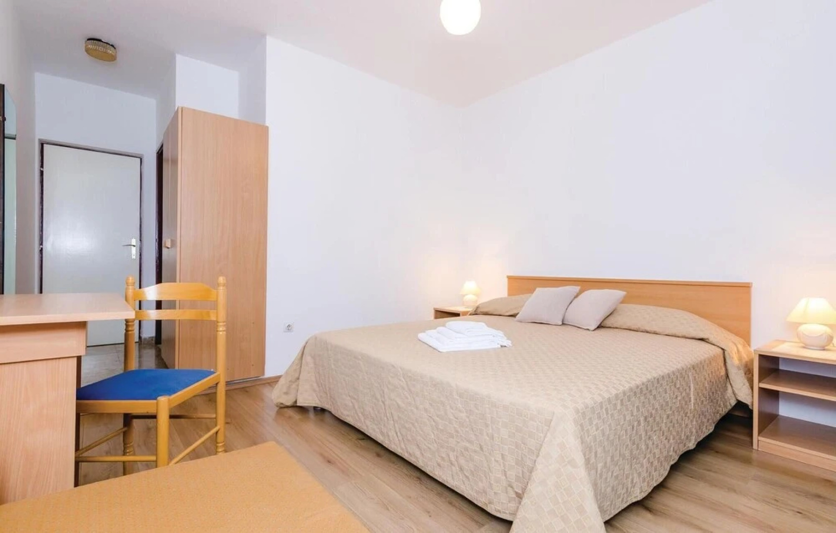 Beautiful Home in Plat With Wifi and 3 Bedrooms