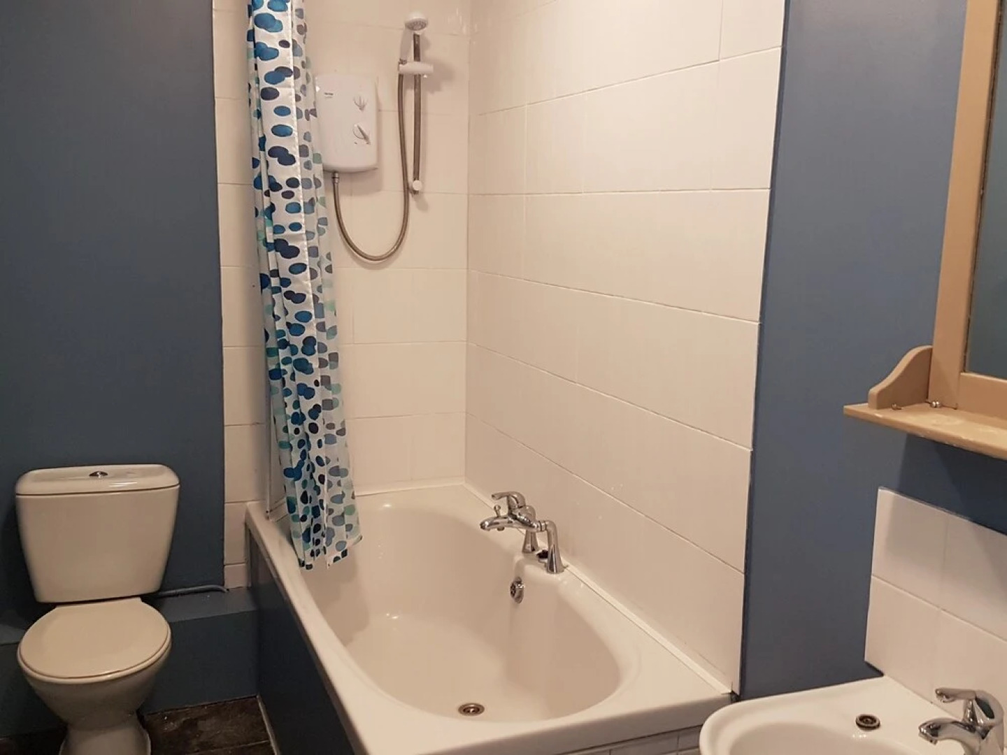 Reginald Budget Rooms