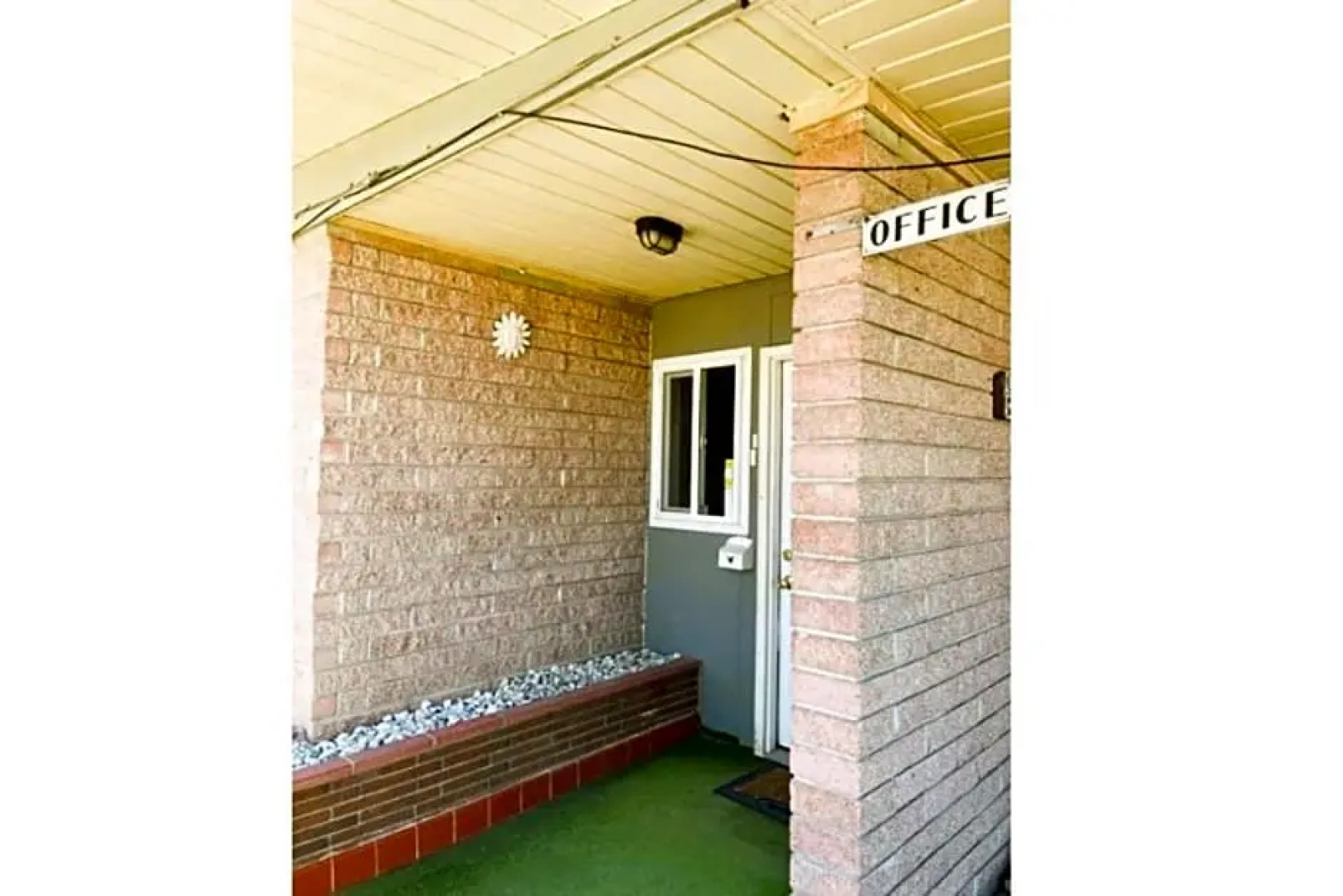 Love Hotels Desert Inn & RV at Boysen Wind River