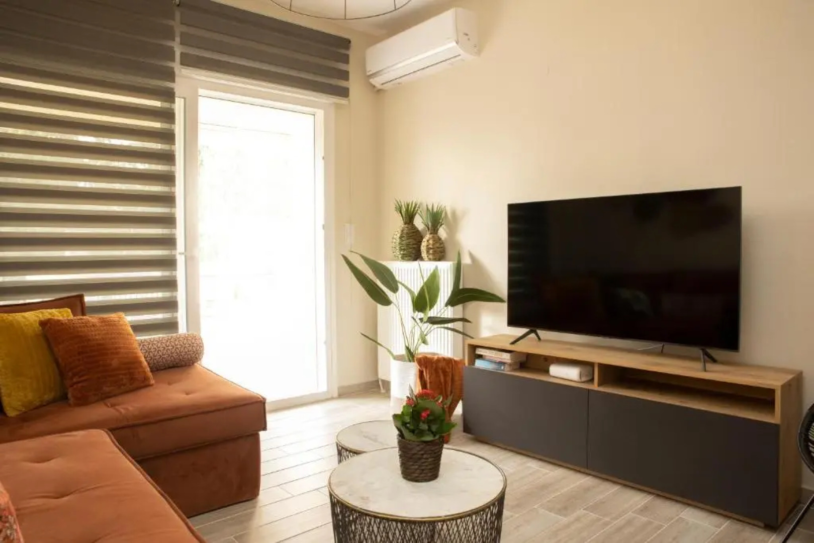 Alchemia, beautiful spacious apartment in Giannitsa