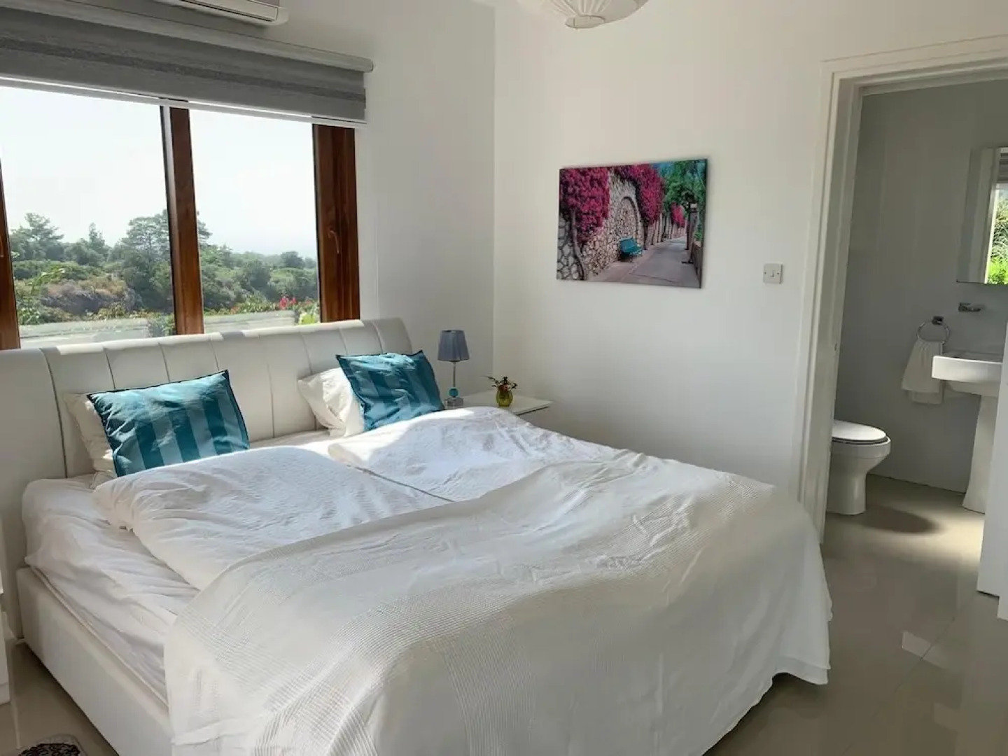 Highly Comfortable Family-friendly Apartment in Lovely Area