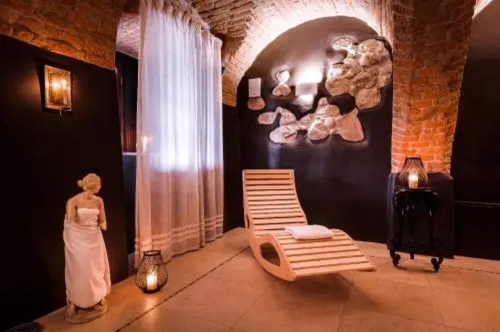 Zamek Karpniki Schloss Fischbach