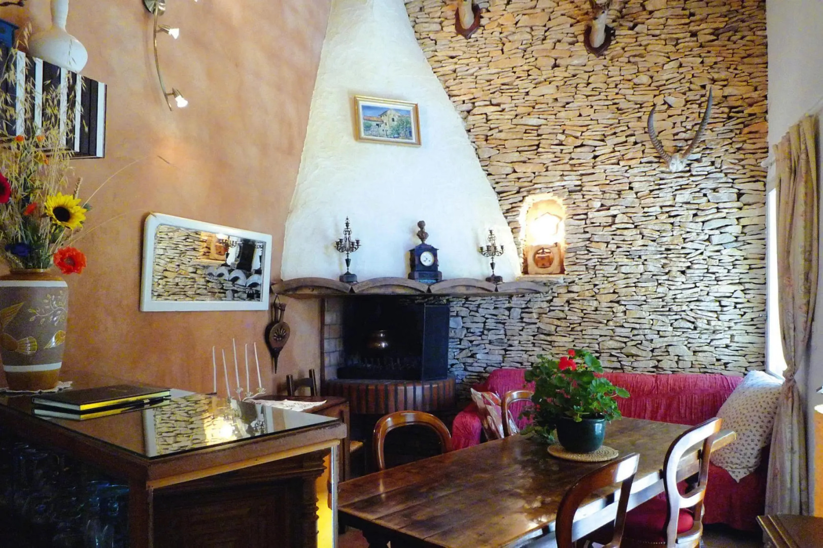 Charming stone Tiny House with private terrace, Villes-sur-Auzon