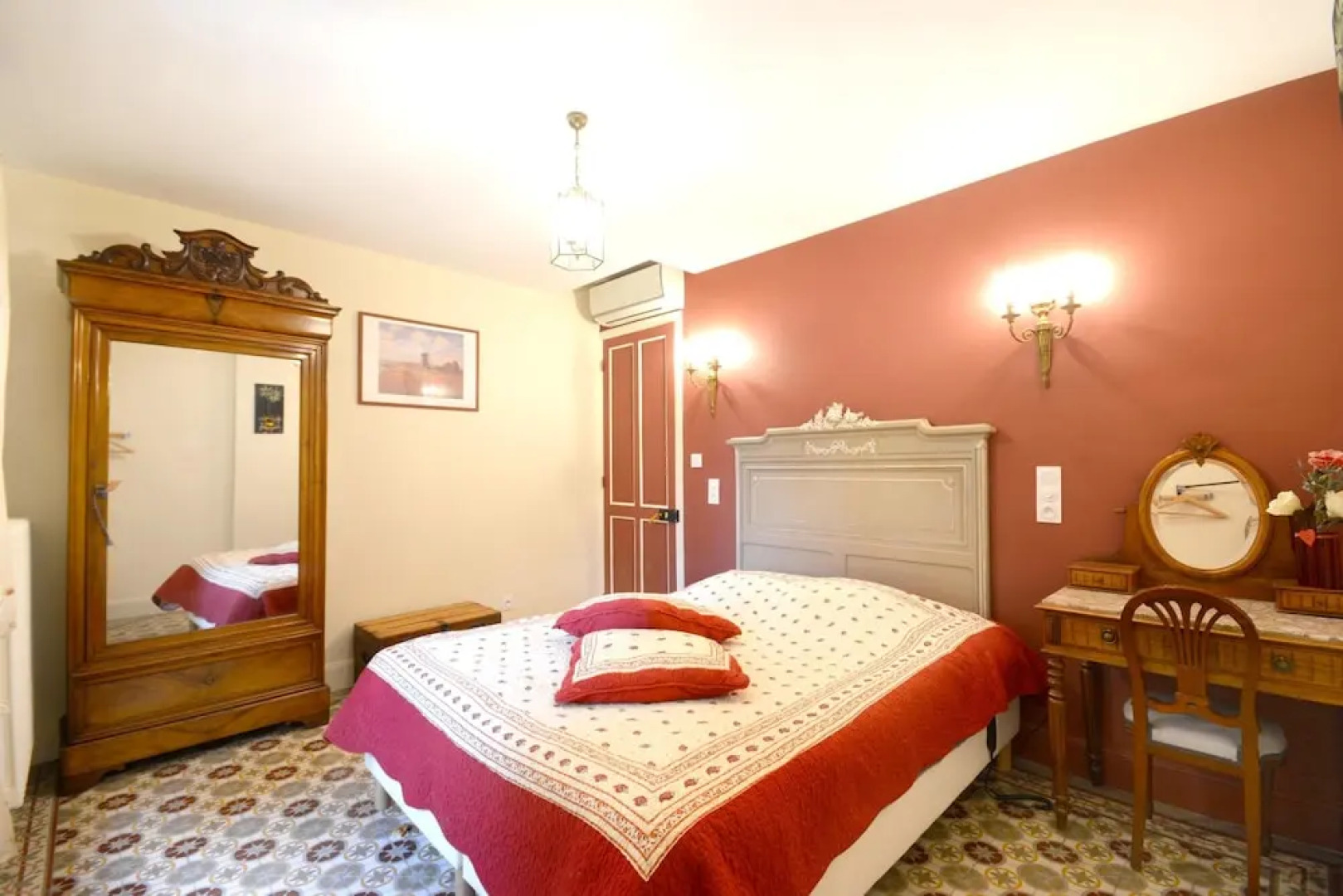 House With 2 Bedrooms In Le Thor With Furnished Garden And Wifi