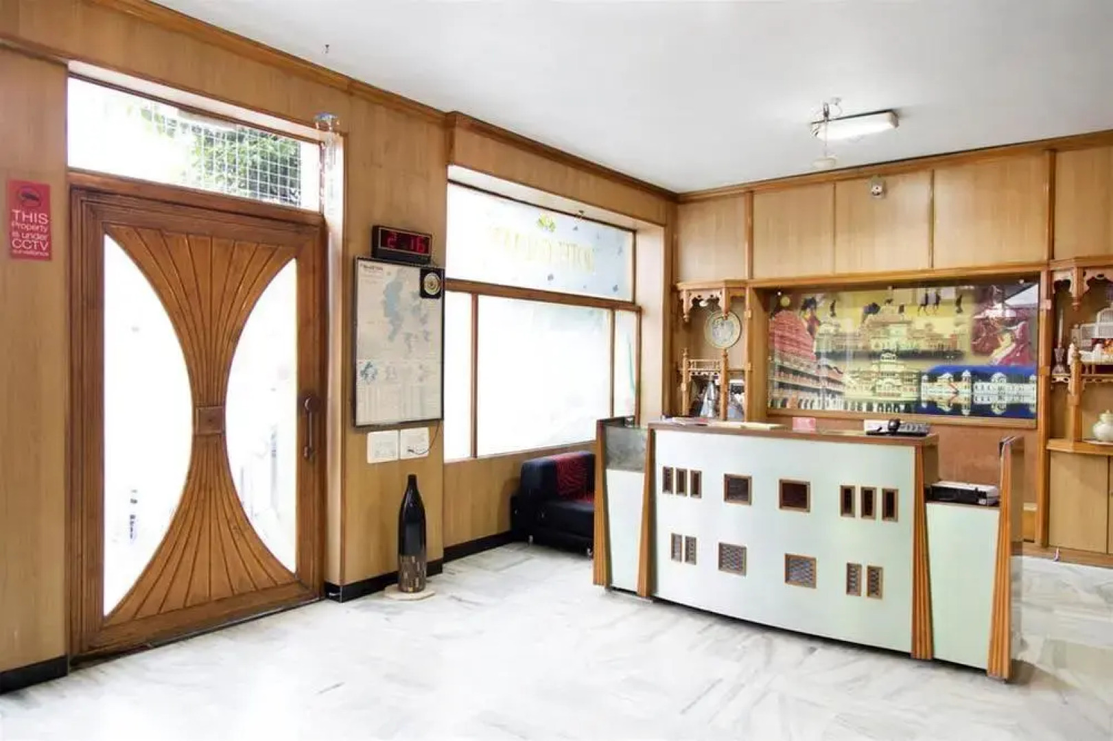 OYO 1322 Hotel Galaxy