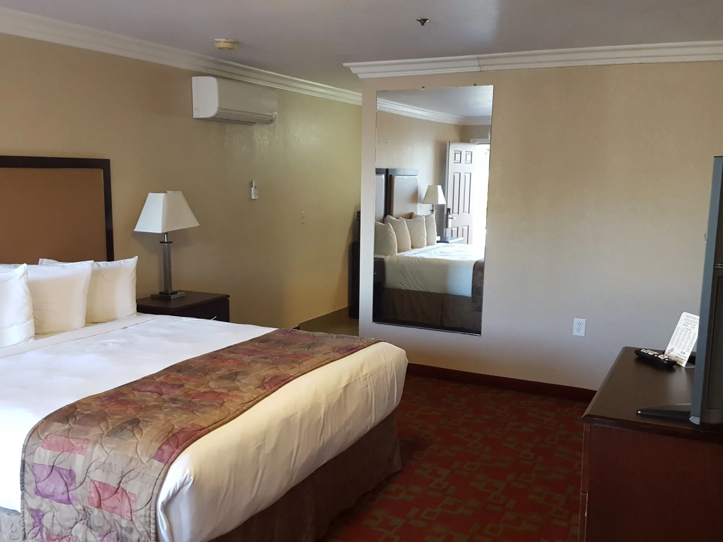 Pacific Shores Inn