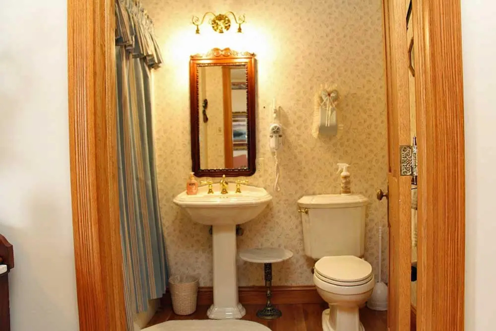 The Hurst House Bed and Breakfast