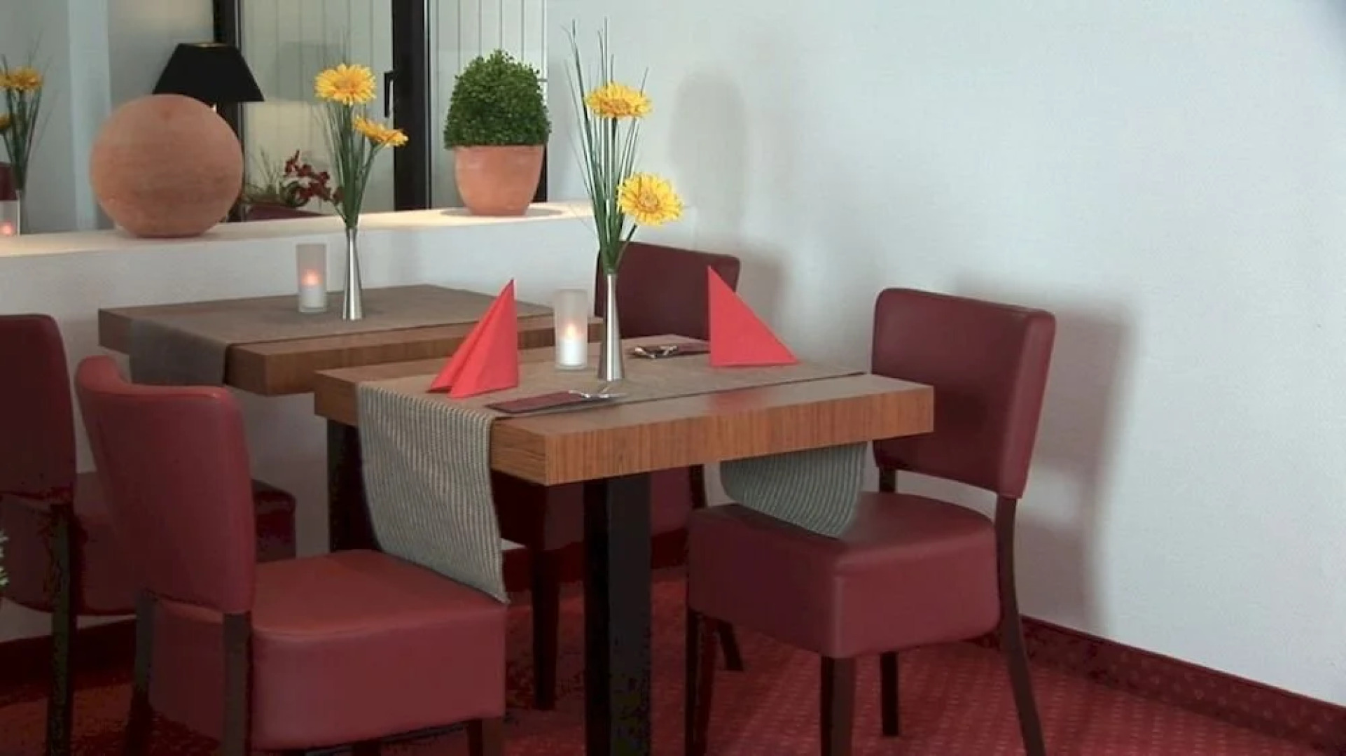 CityClass Hotel Atrium Budget