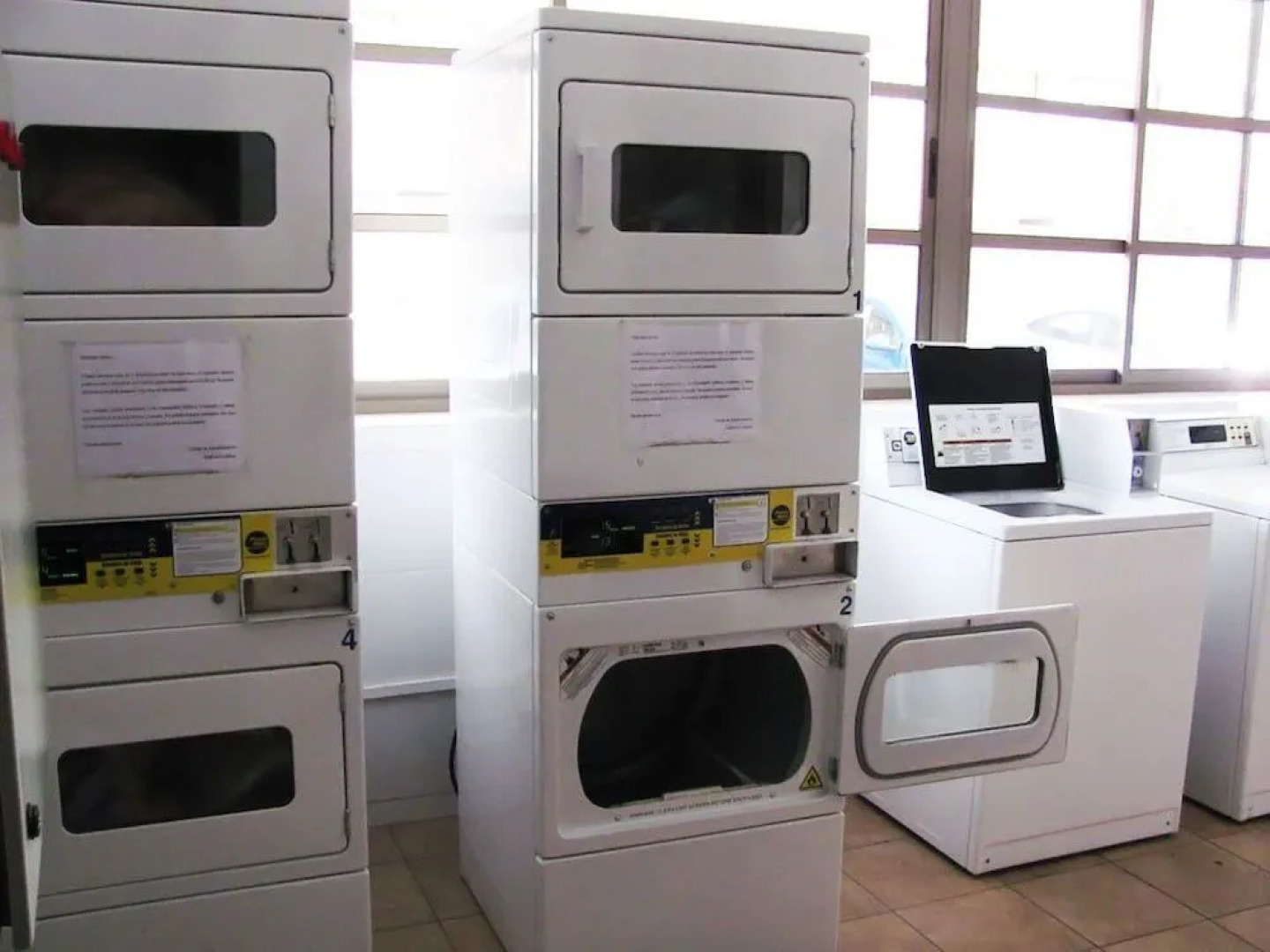 Apart Hotel Plaza Suite Ongolmo