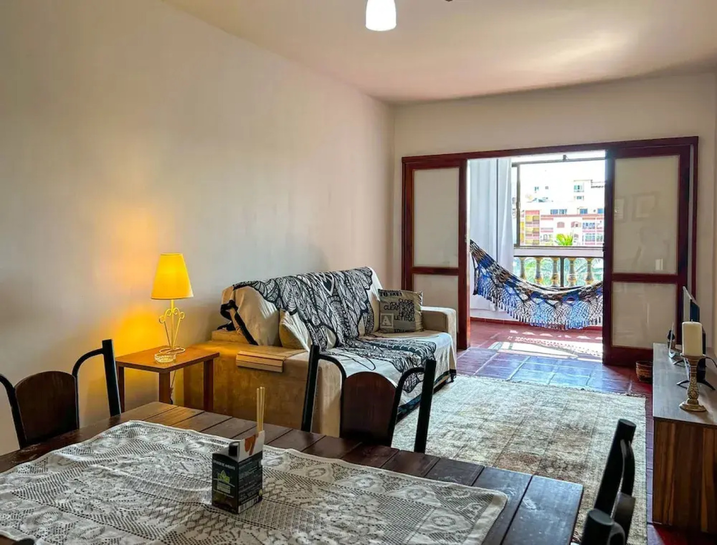 Apto a 210m da Praia da Pontinha em Araruama RJ