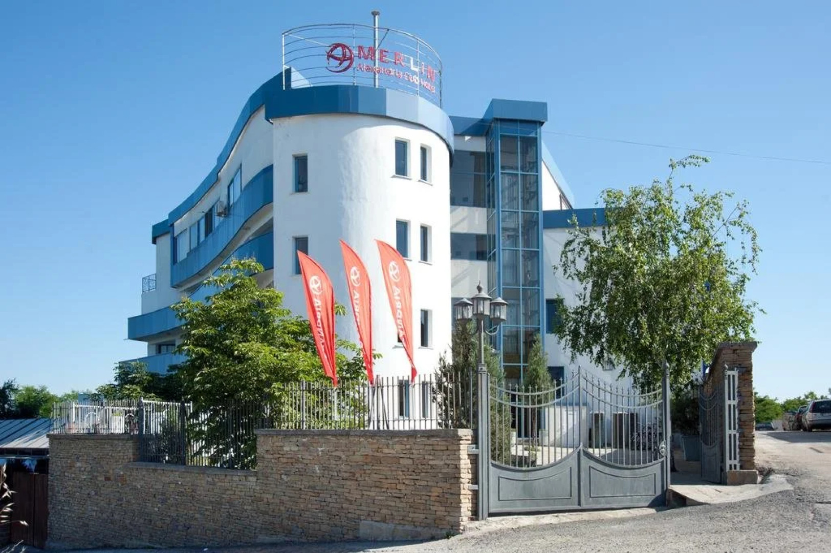 Merlin Alexandria Club Hotel