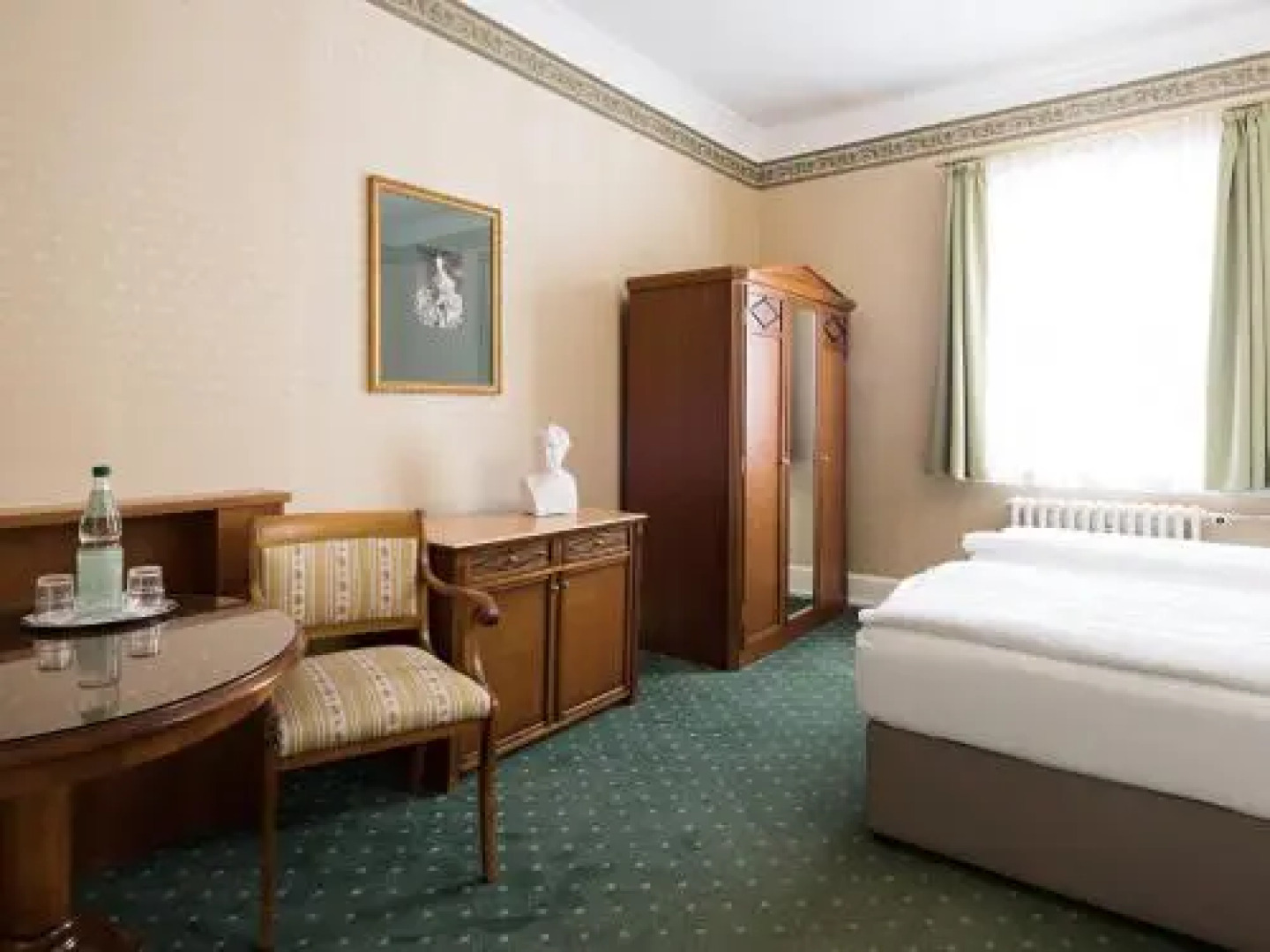 Amalienhof Hotel und Apartment