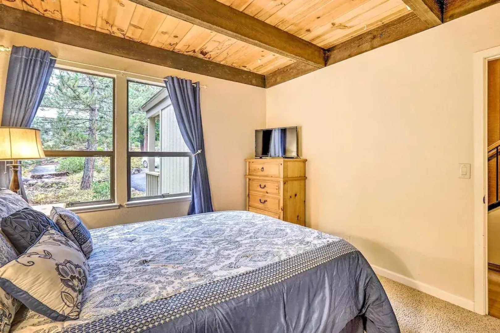 Kings Beach Condo w/ Pool Access: Near Lake Tahoe!