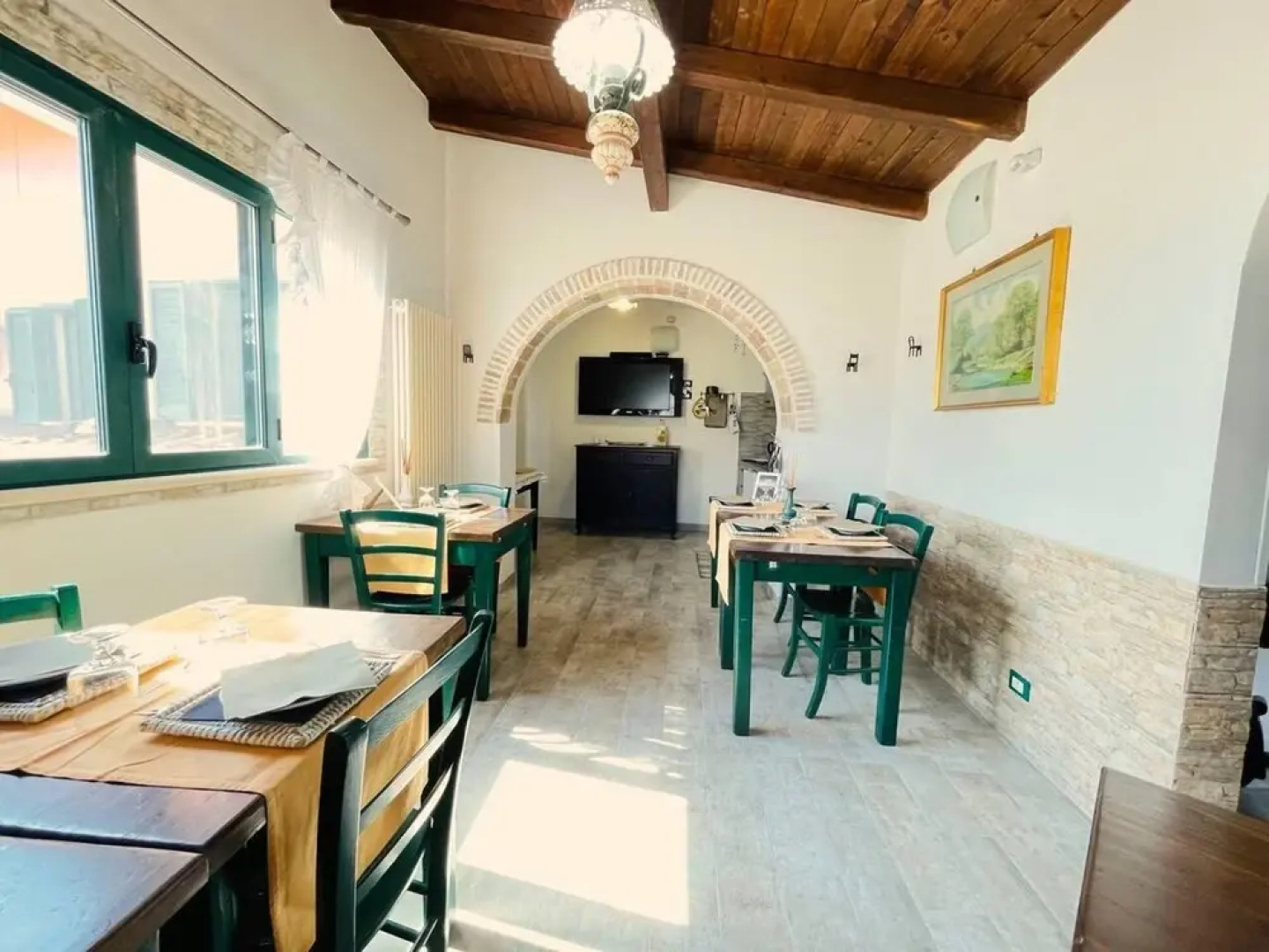 Captivating 5-bed Villa in Sulmona, A Place To Be!