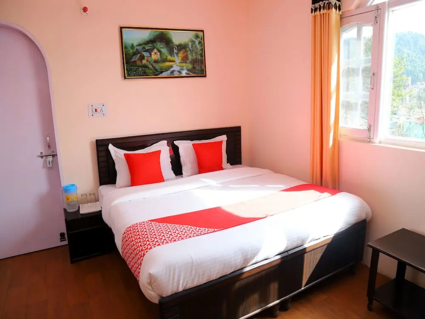 OYO 12195 Home 2RK Moutain View Mashobra