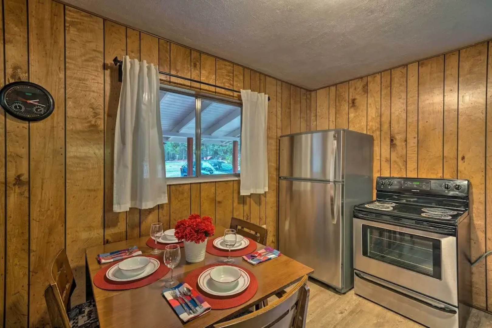 2 Cozy Island Park Cabins w/ Near the Lake!