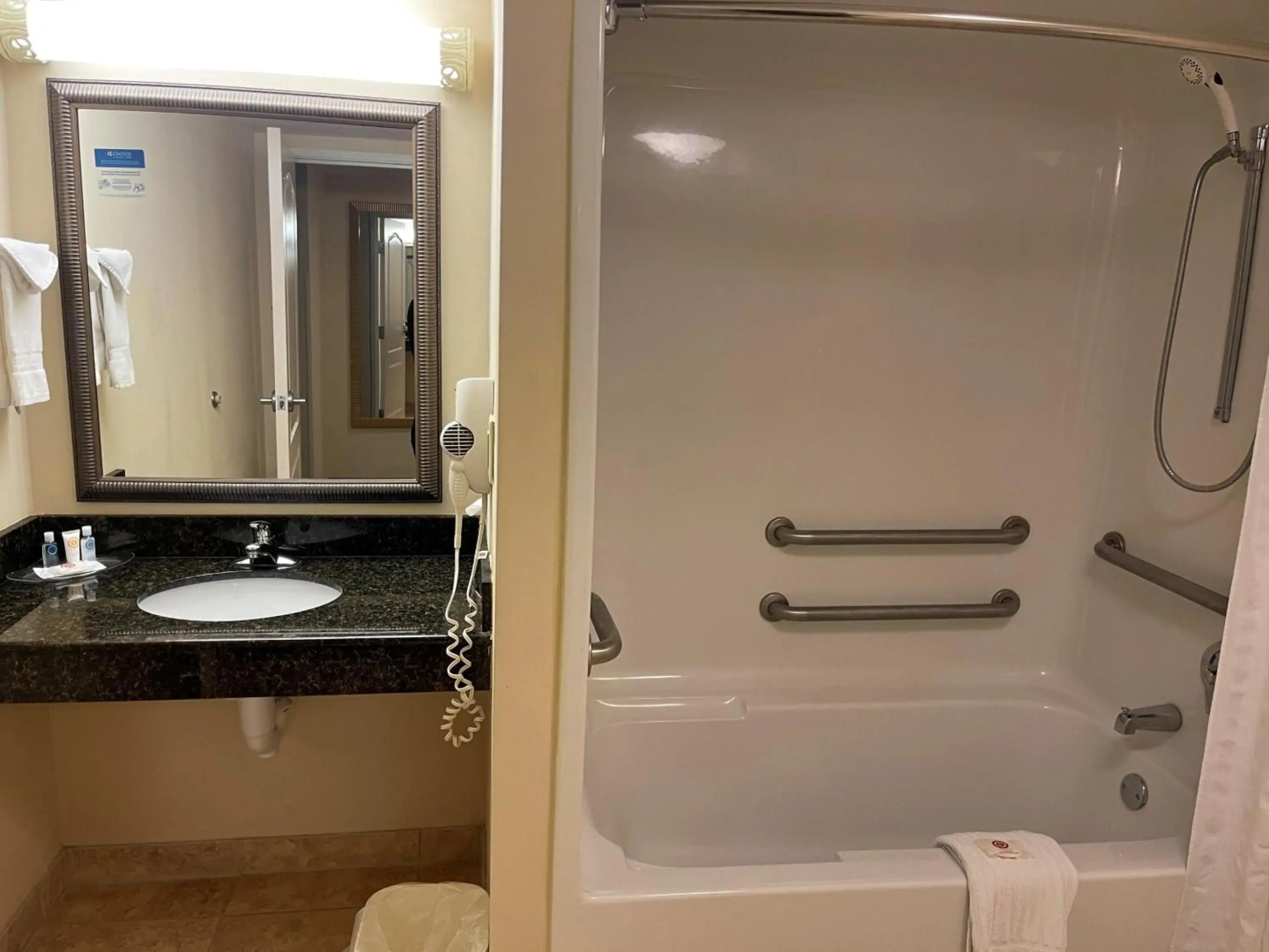 Comfort Suites Valdosta Mall Area