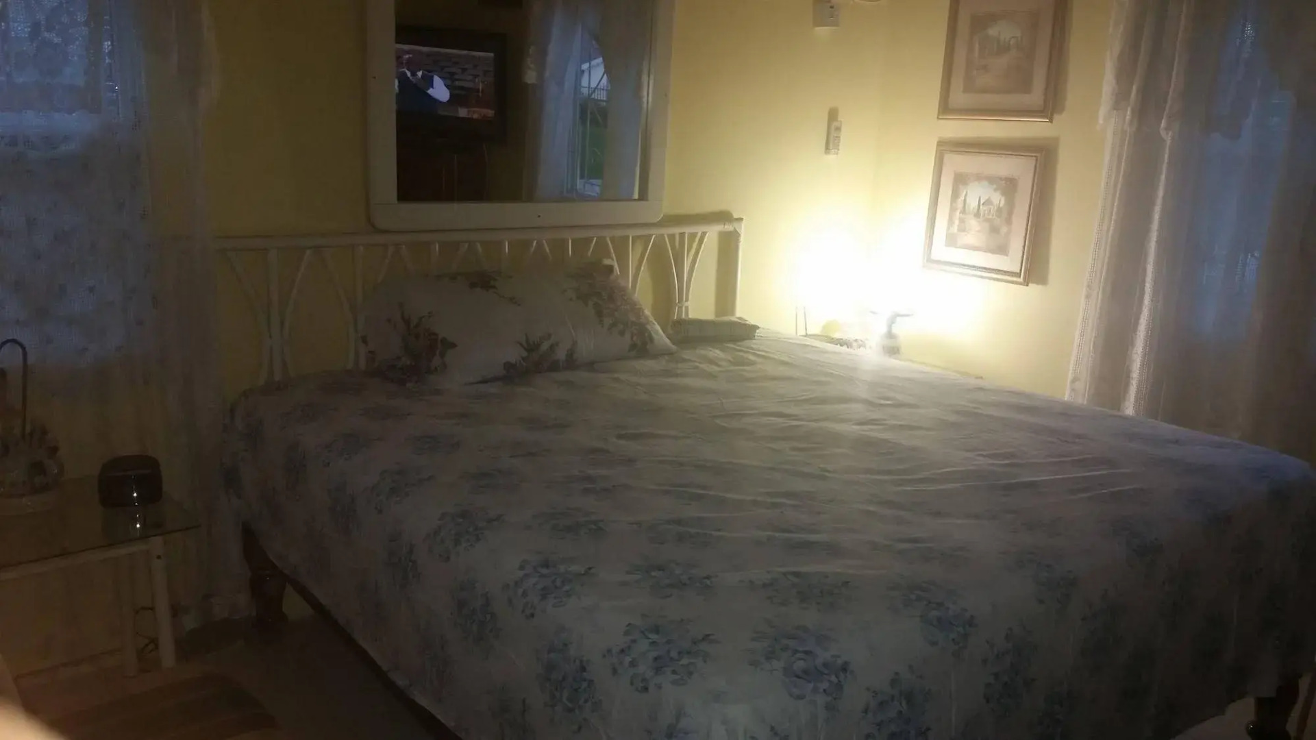 Palm Cove - 2 Bedroom Cottage