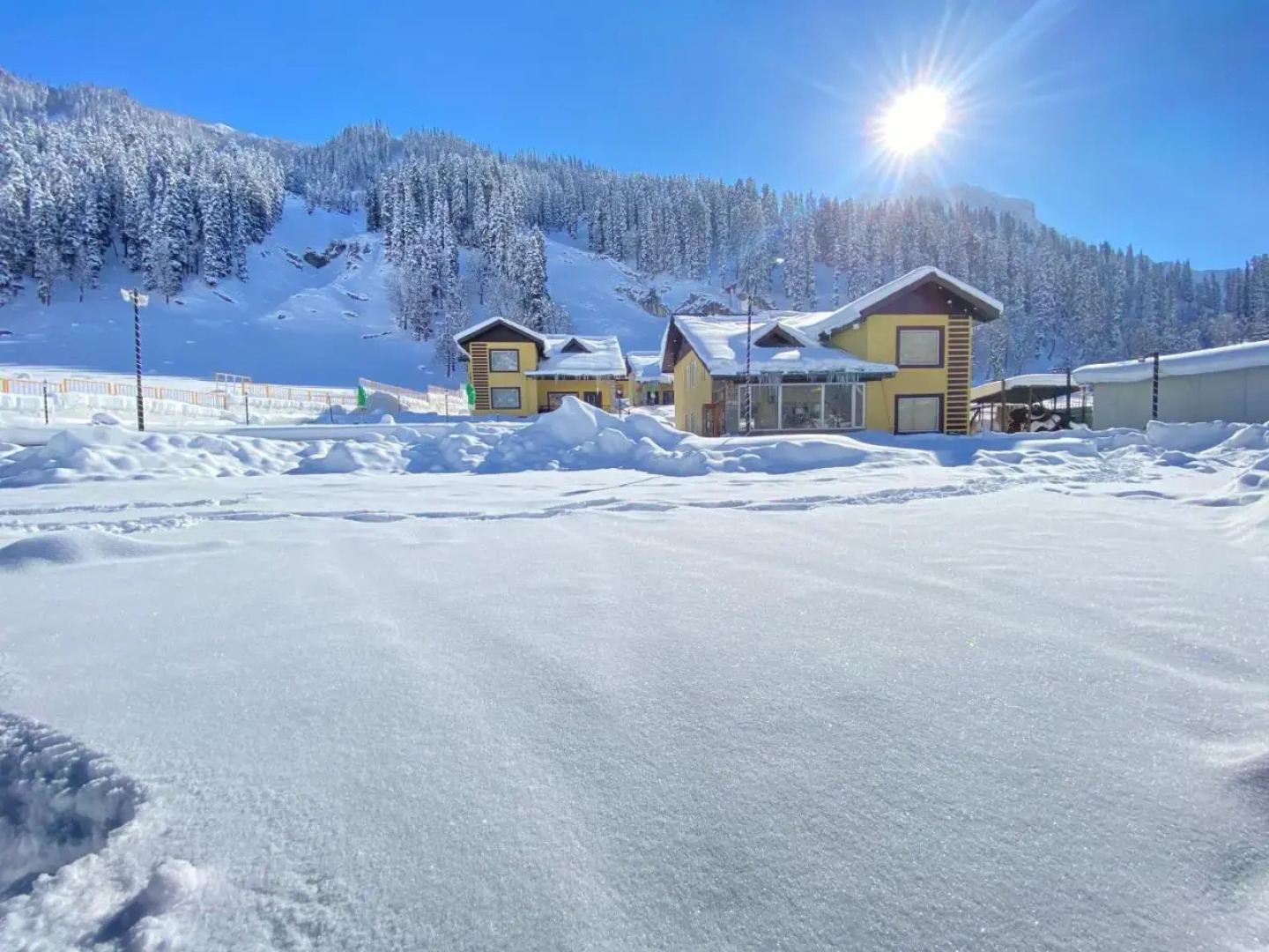 Hotel Akbar Sonamarg