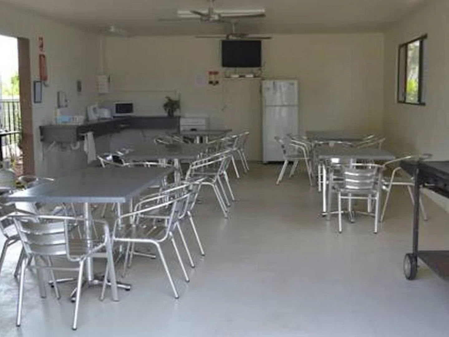 Dunk Island View Caravan Park