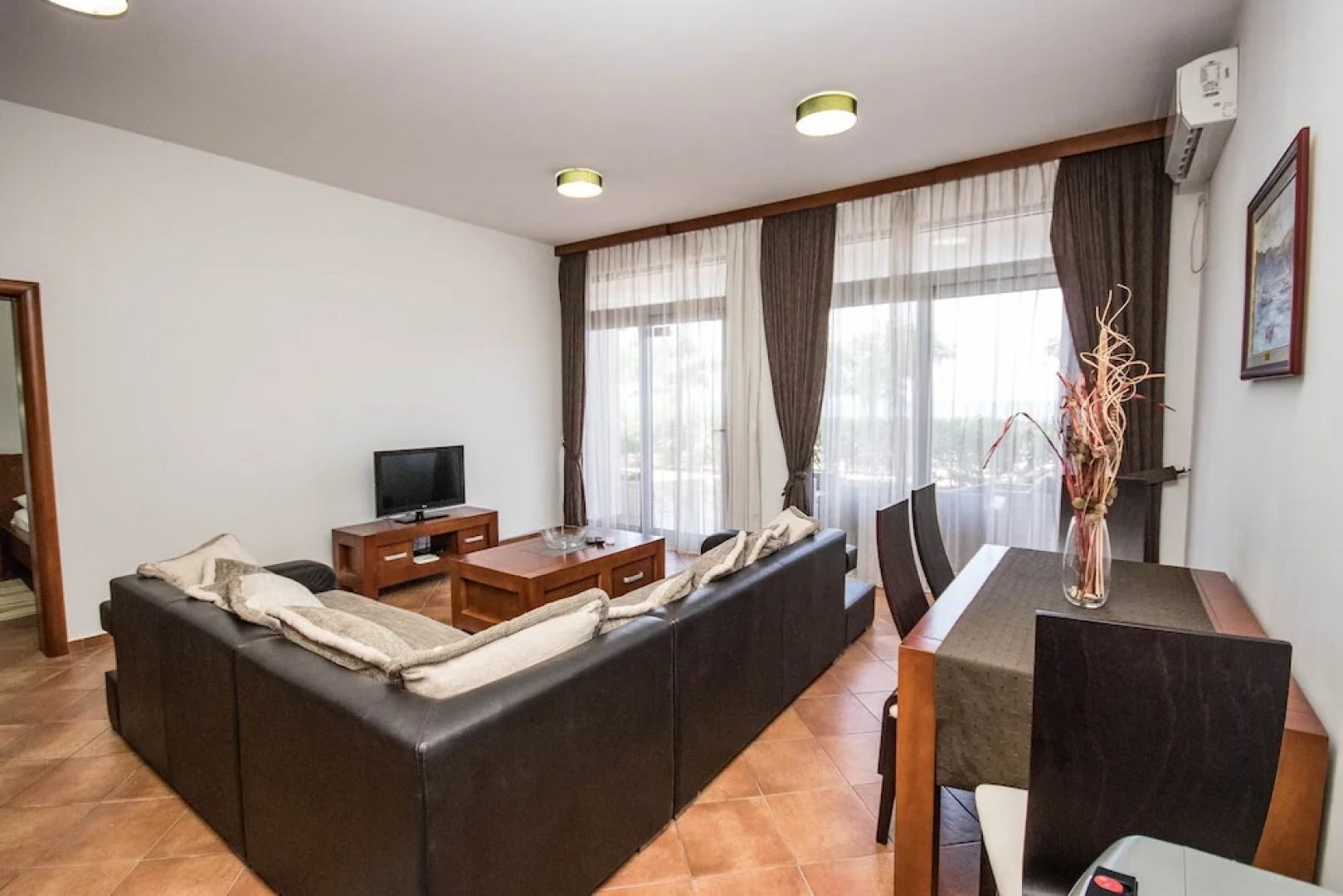 Apartments Zara