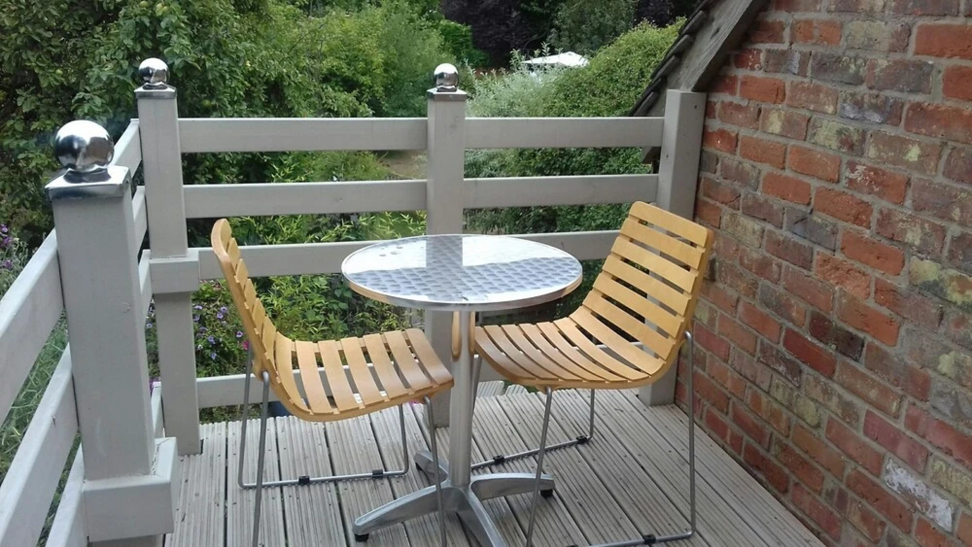 Whispering Cottages Bed and Breakfast