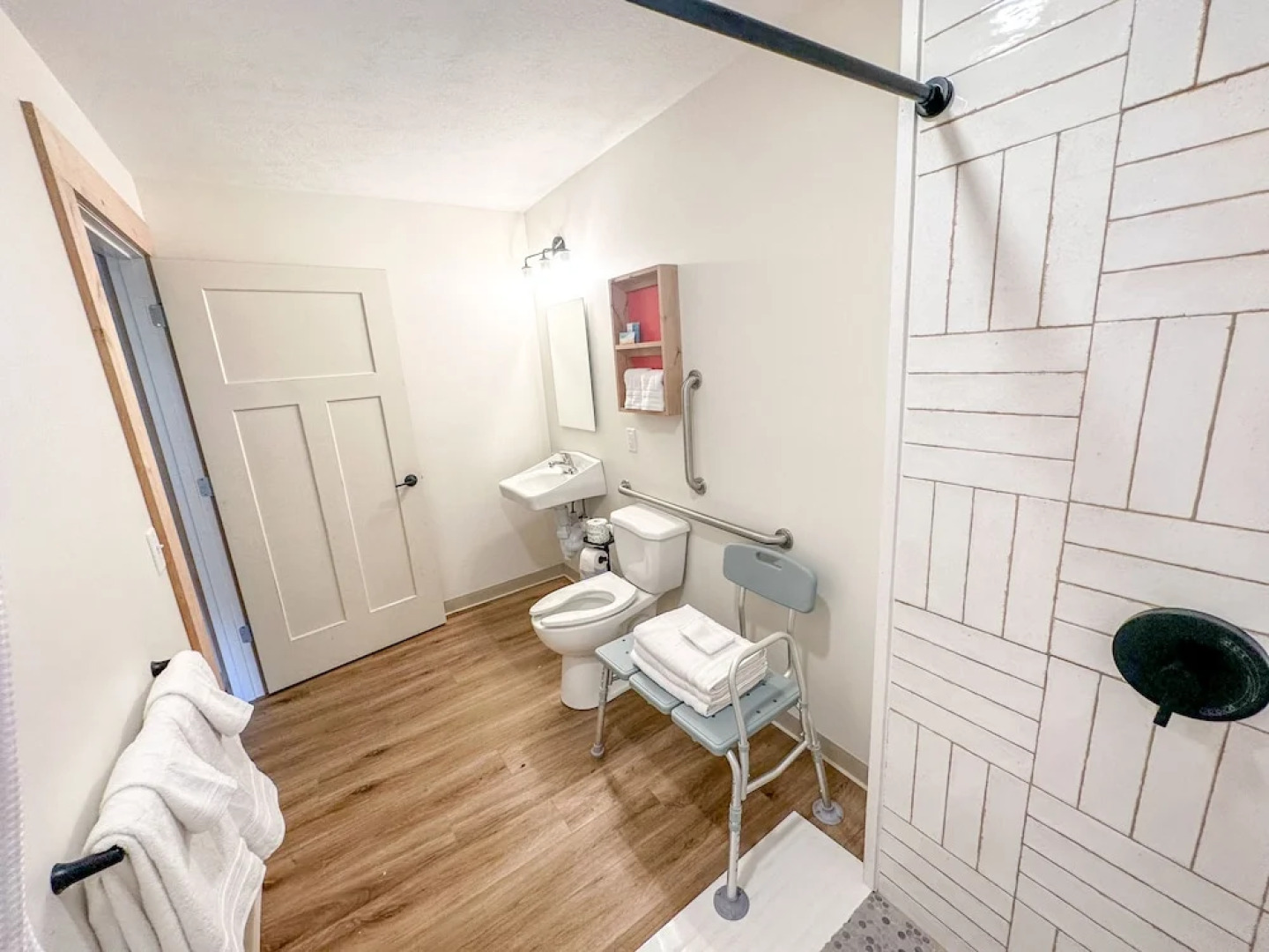 Explorer Rest & Recreation