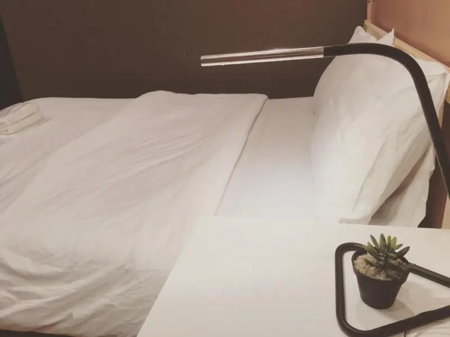 Room@Doze Apartments