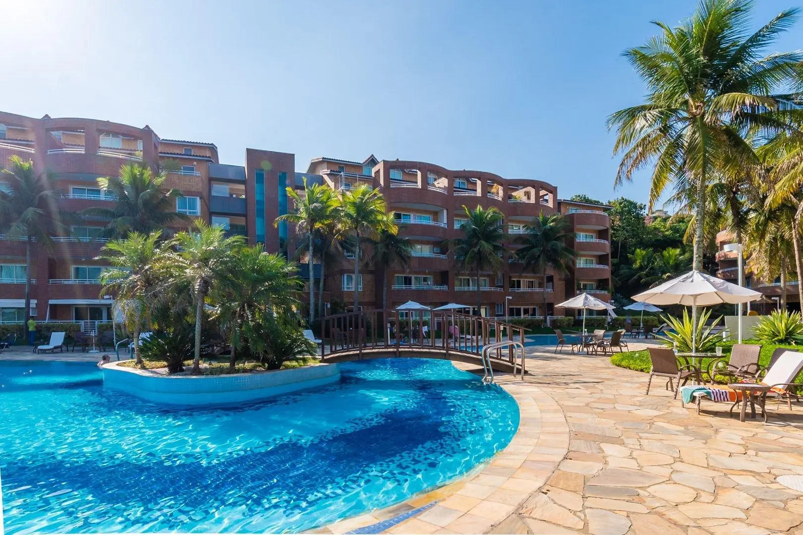 Frente-mar com 2Qtos em Camboinhas | GMO 1153/207