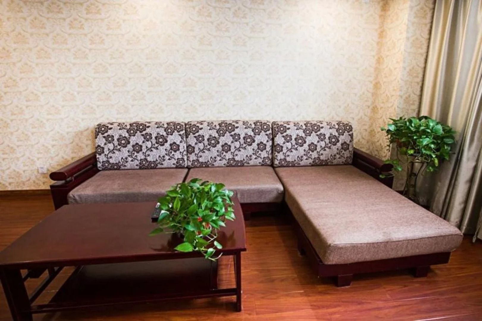 GreenTree Inn Jiangsu Xuzhou Peixian Bus Station Tangmu Road Business Hotel