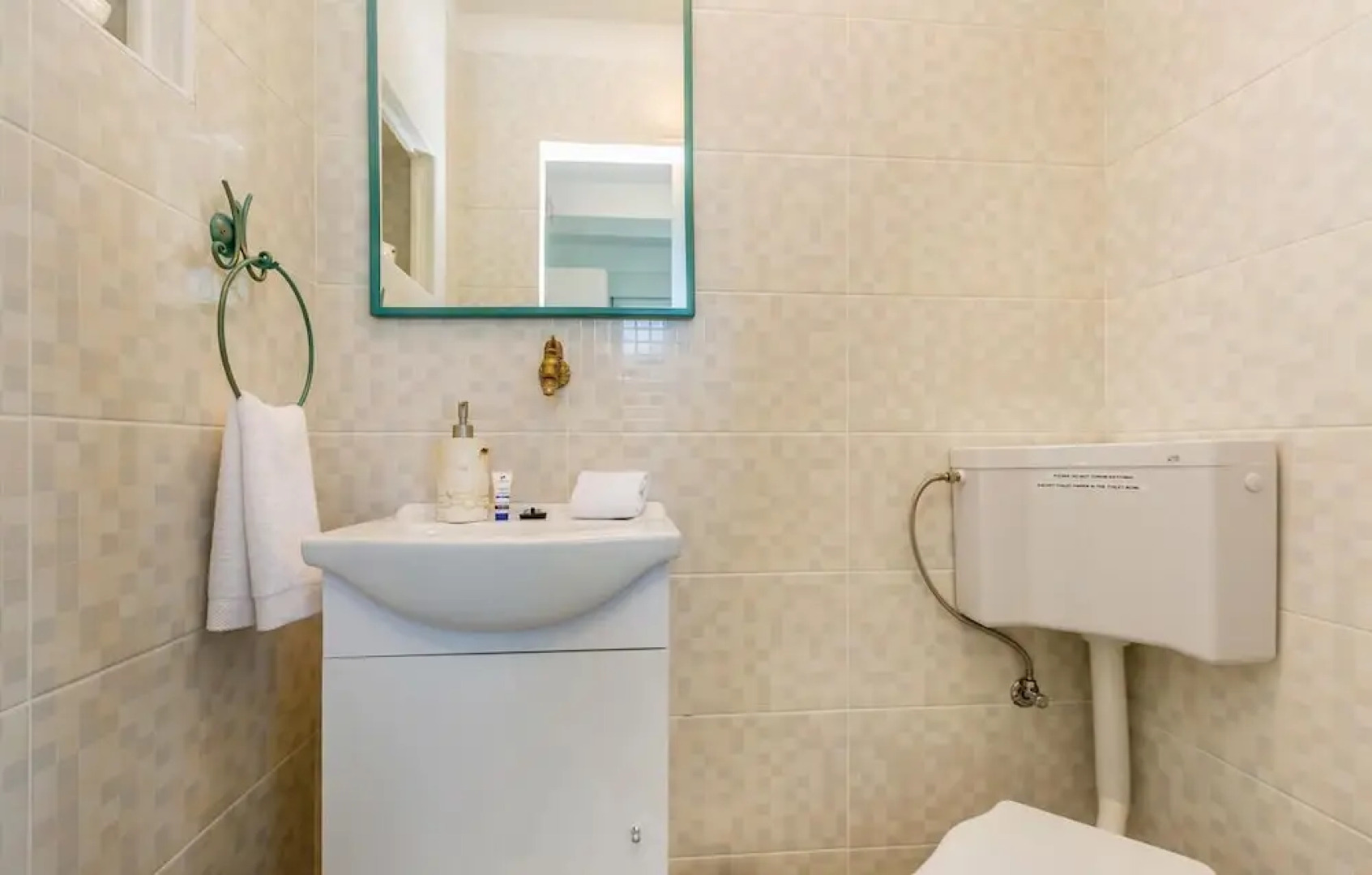 Awesome Home in Josinovac with Hot Tub, Sauna & 2 Bedrooms