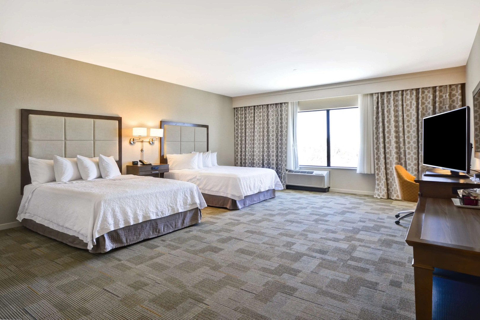 Hampton Inn & Suites Dallas/Plano-East