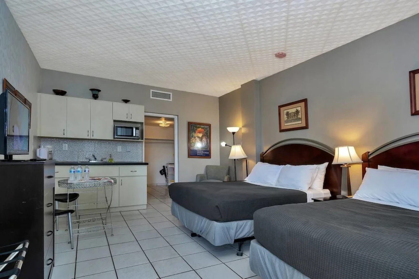 Lovely Apartment, Hallandale Beach!!!