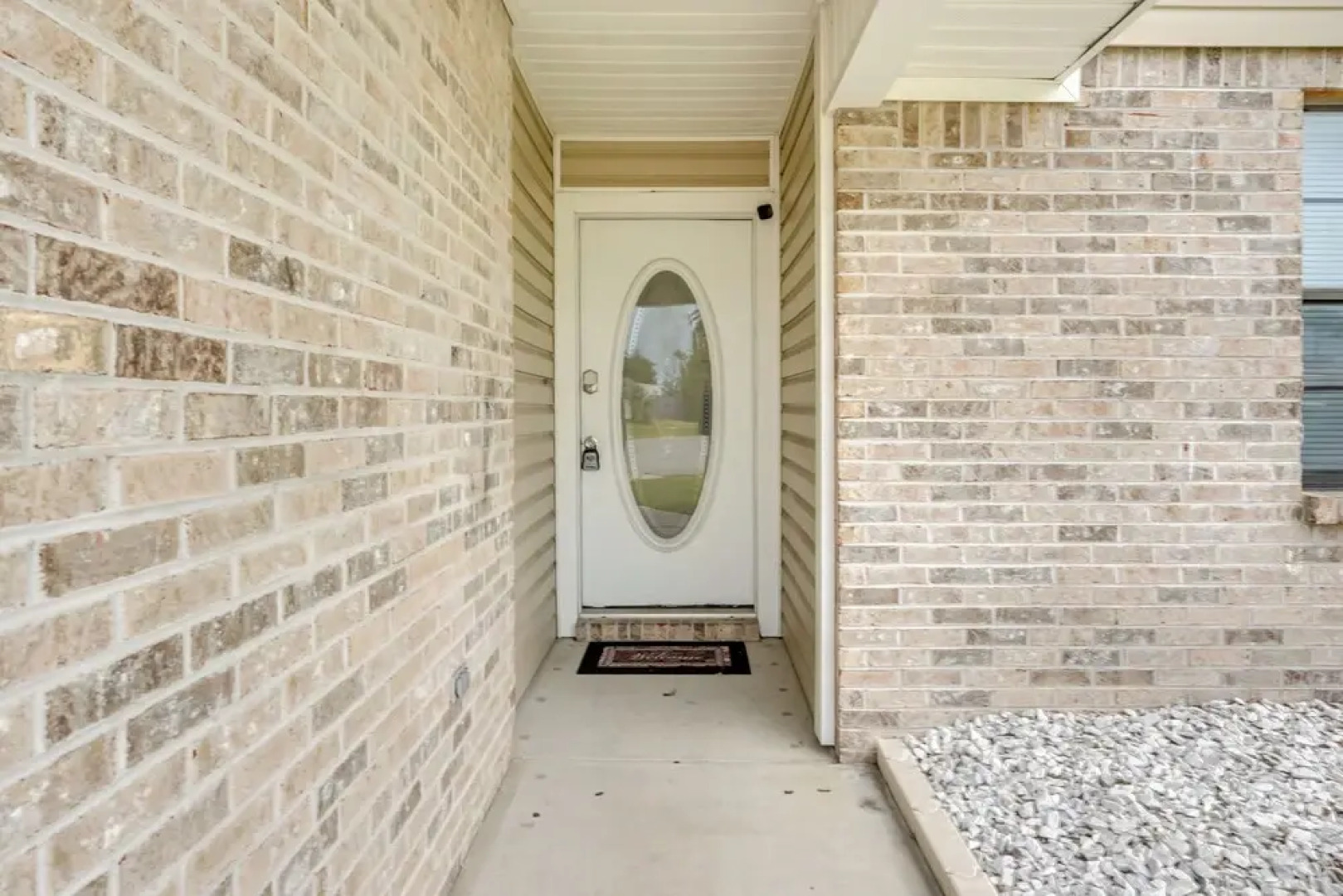 Relaxing Lynn Haven Escape w/ Screened Porch!