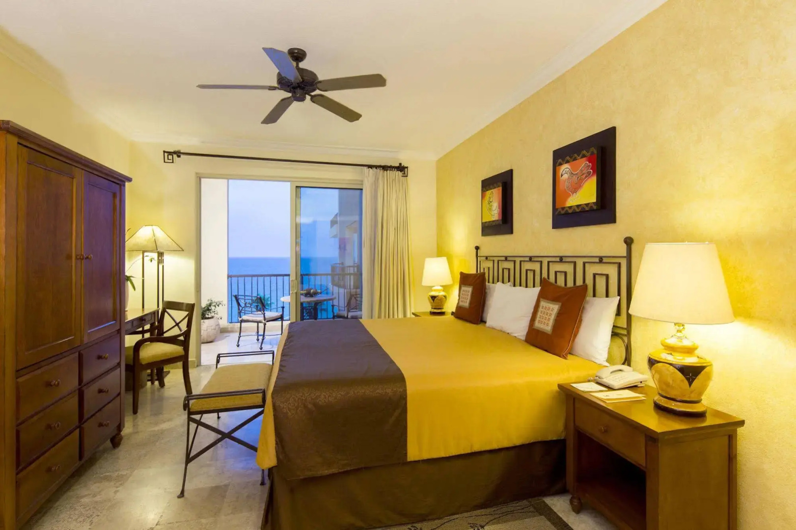 Villa del Arco Residences