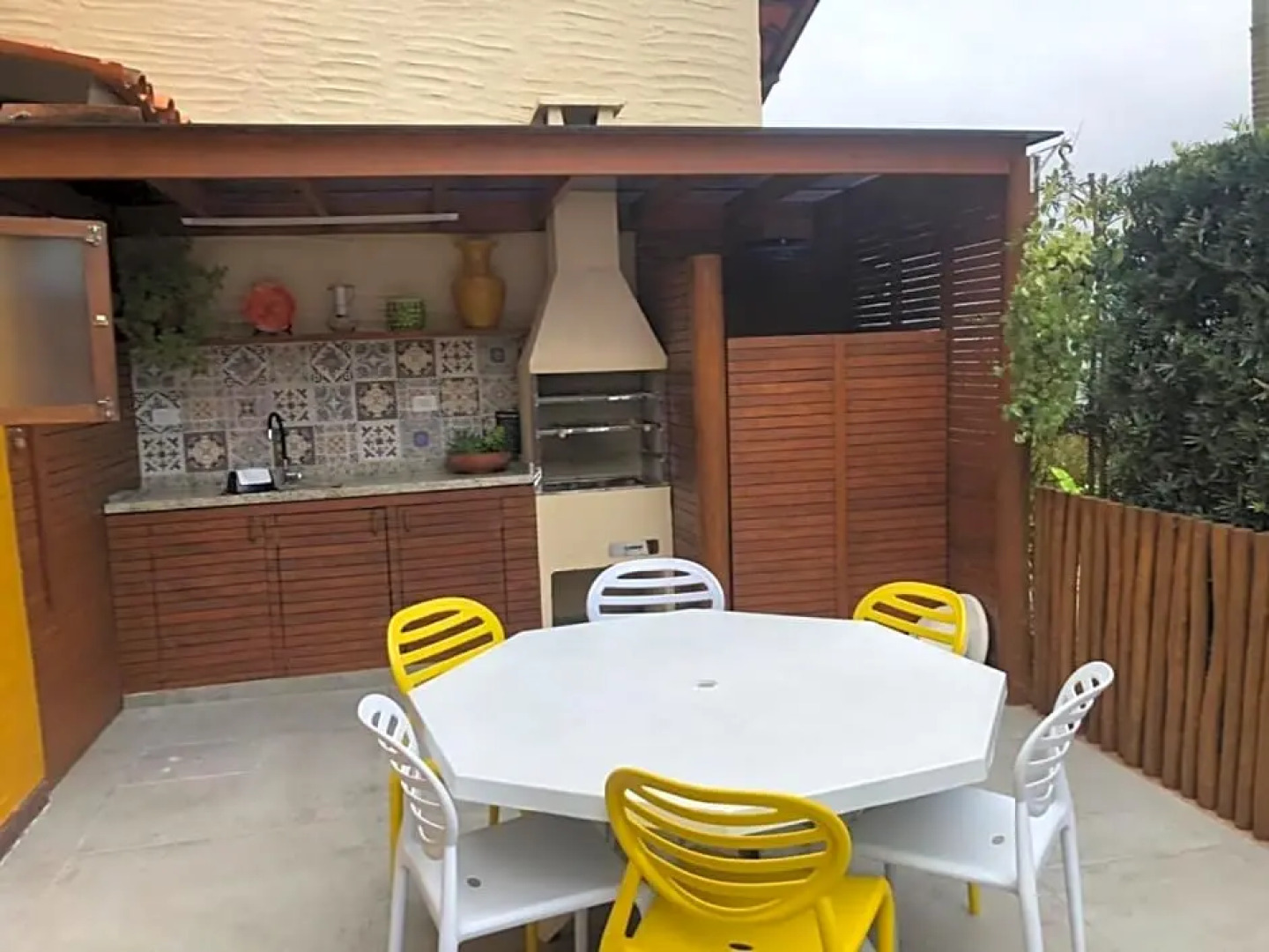 Chalé Boiçucanga - Condomínio Village do Mirante