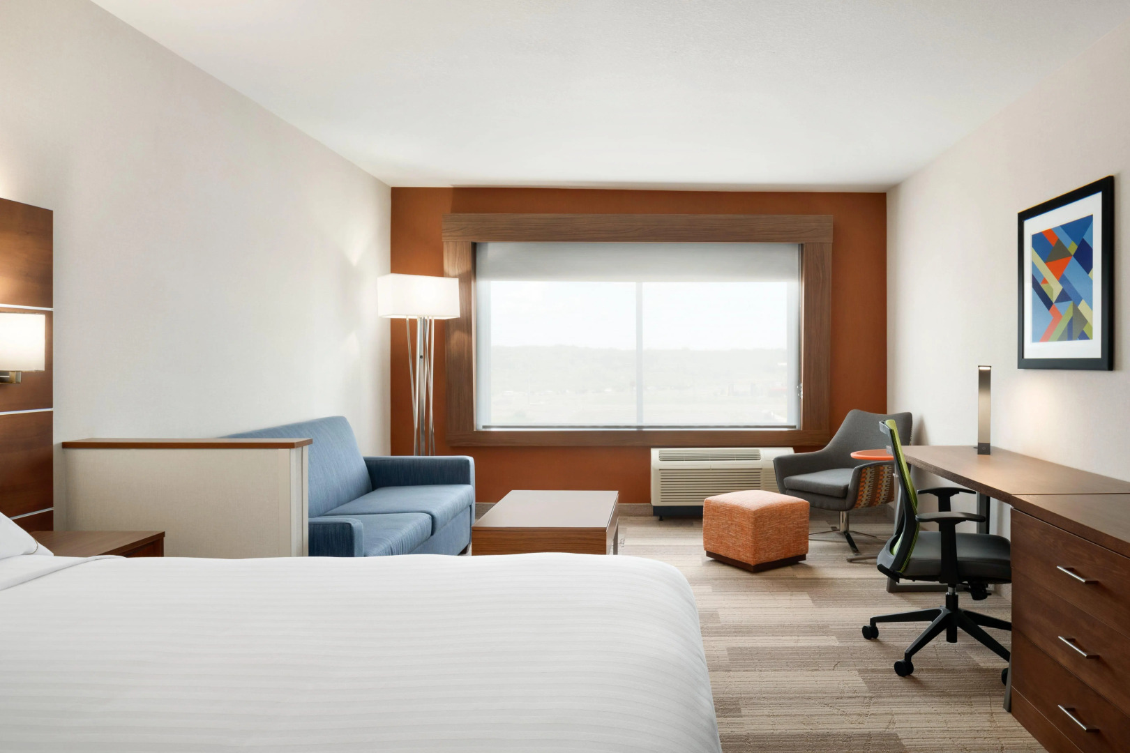 Holiday Inn Express & Suites Duluth North - Miller Hill by IHG