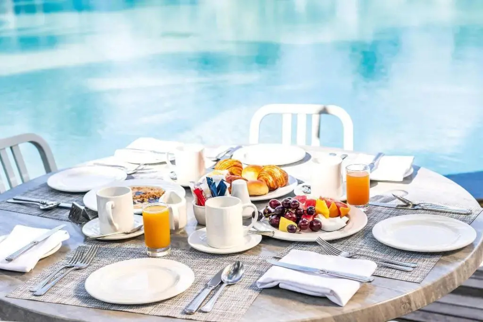 Victoria Beachcomber Resort & Spa