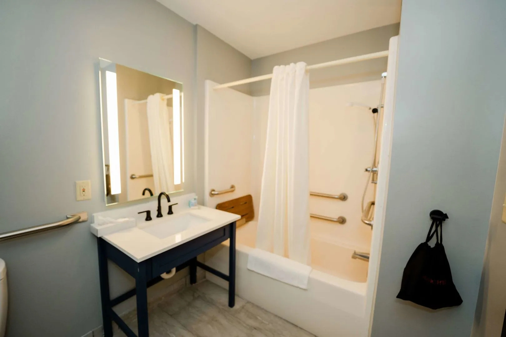 AmericInn by Wyndham Tomahawk