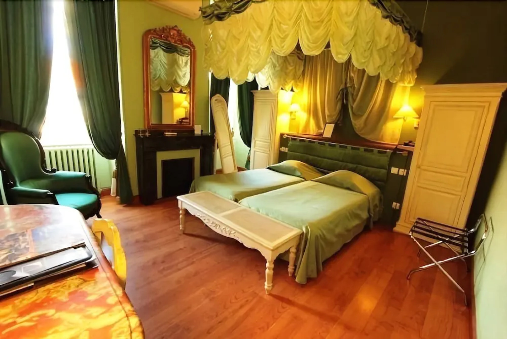 Logis Hotel Moderne Et Pigeon