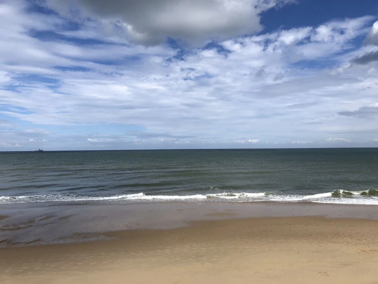 Foxglove Bell Tent in The Broads National Park