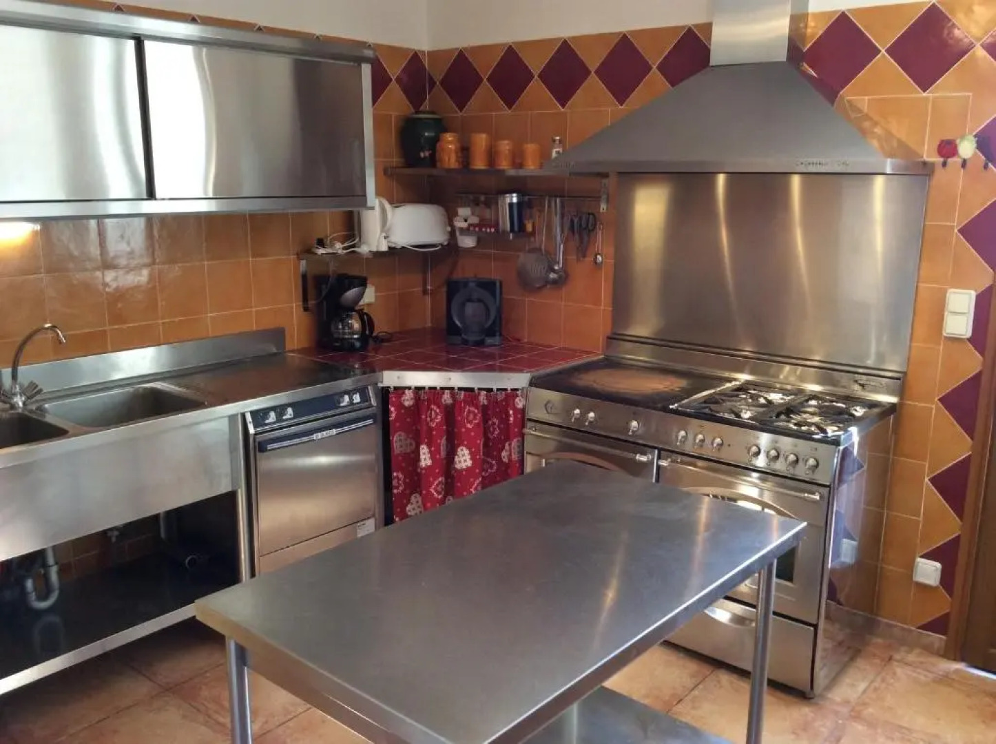 Le Mas des Eglantiers