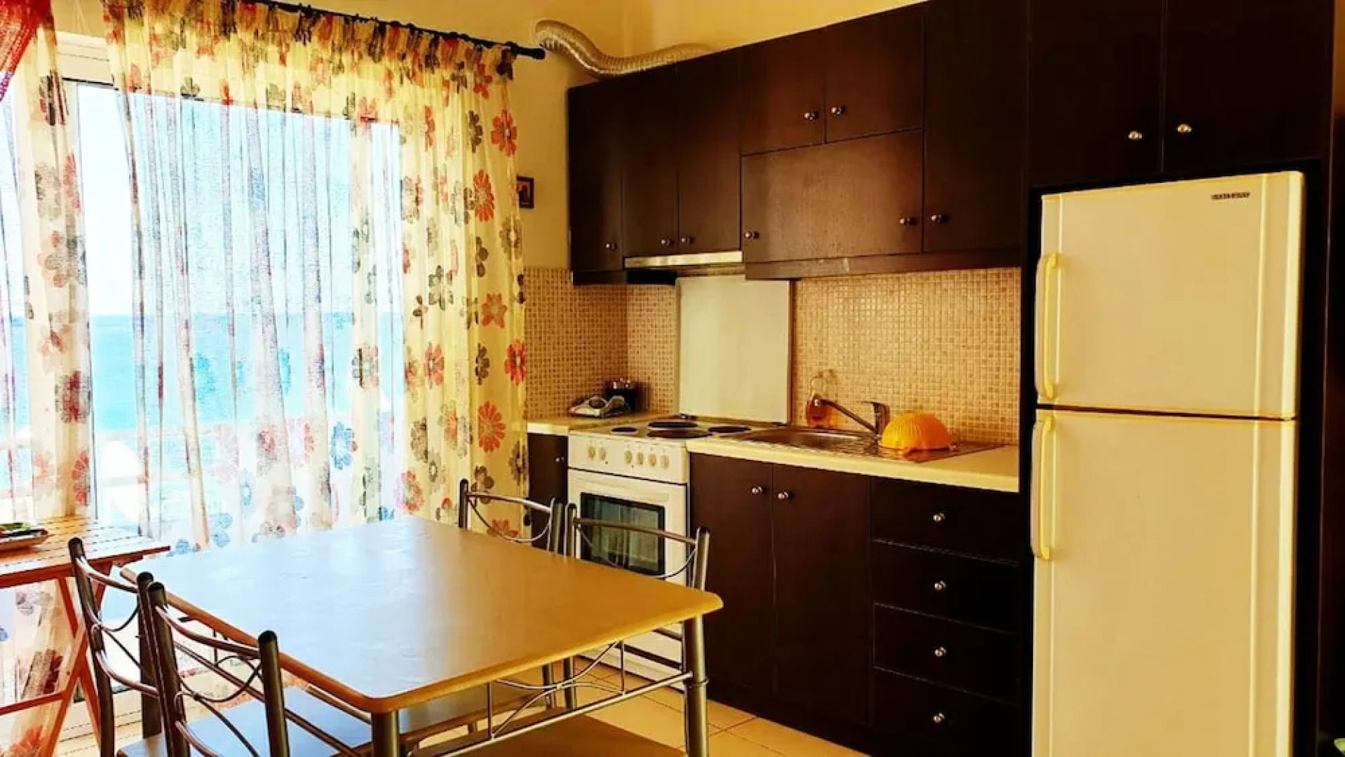 Homy Lovely House Only 1 Min From Sea