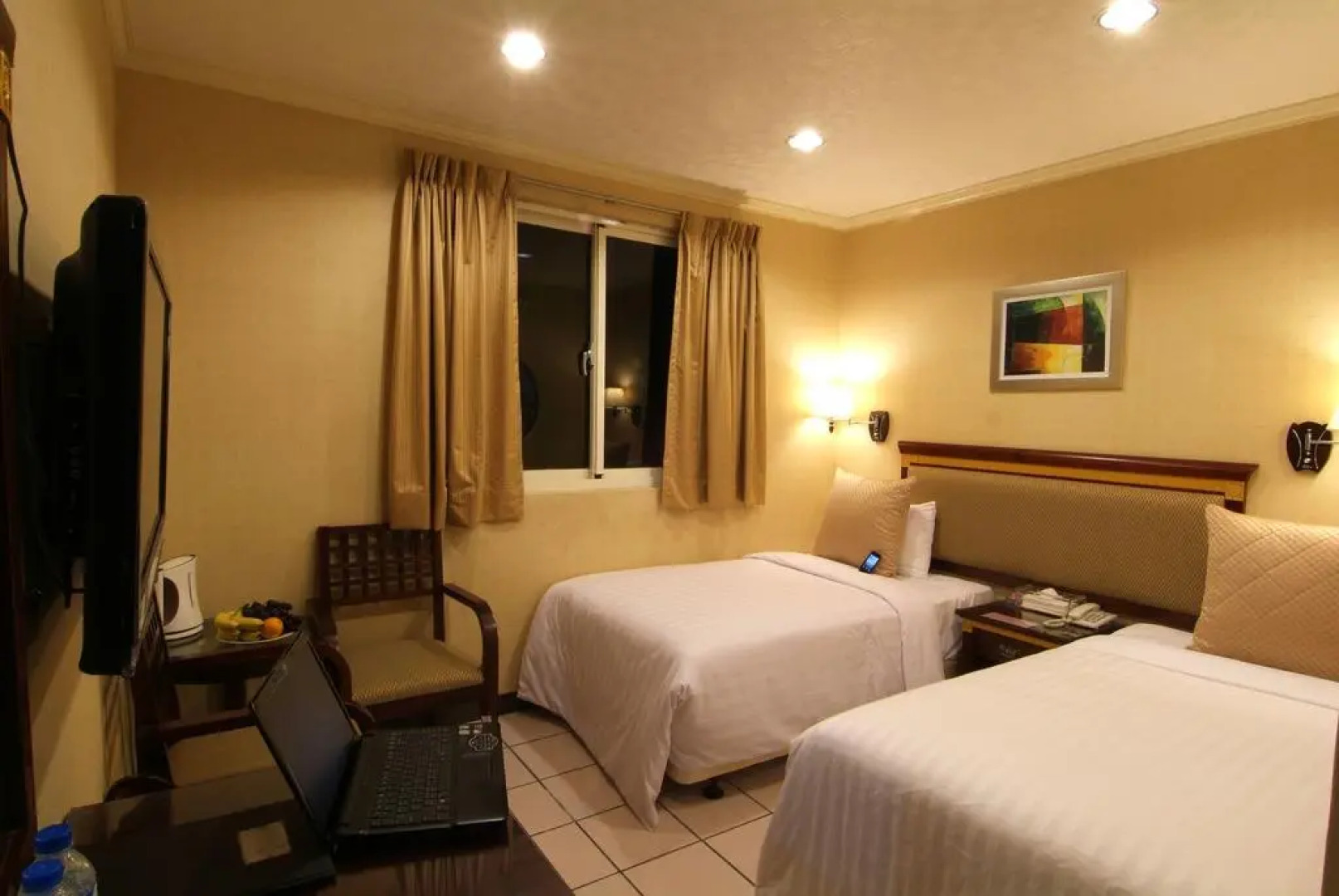 Puti Commercial Hotel