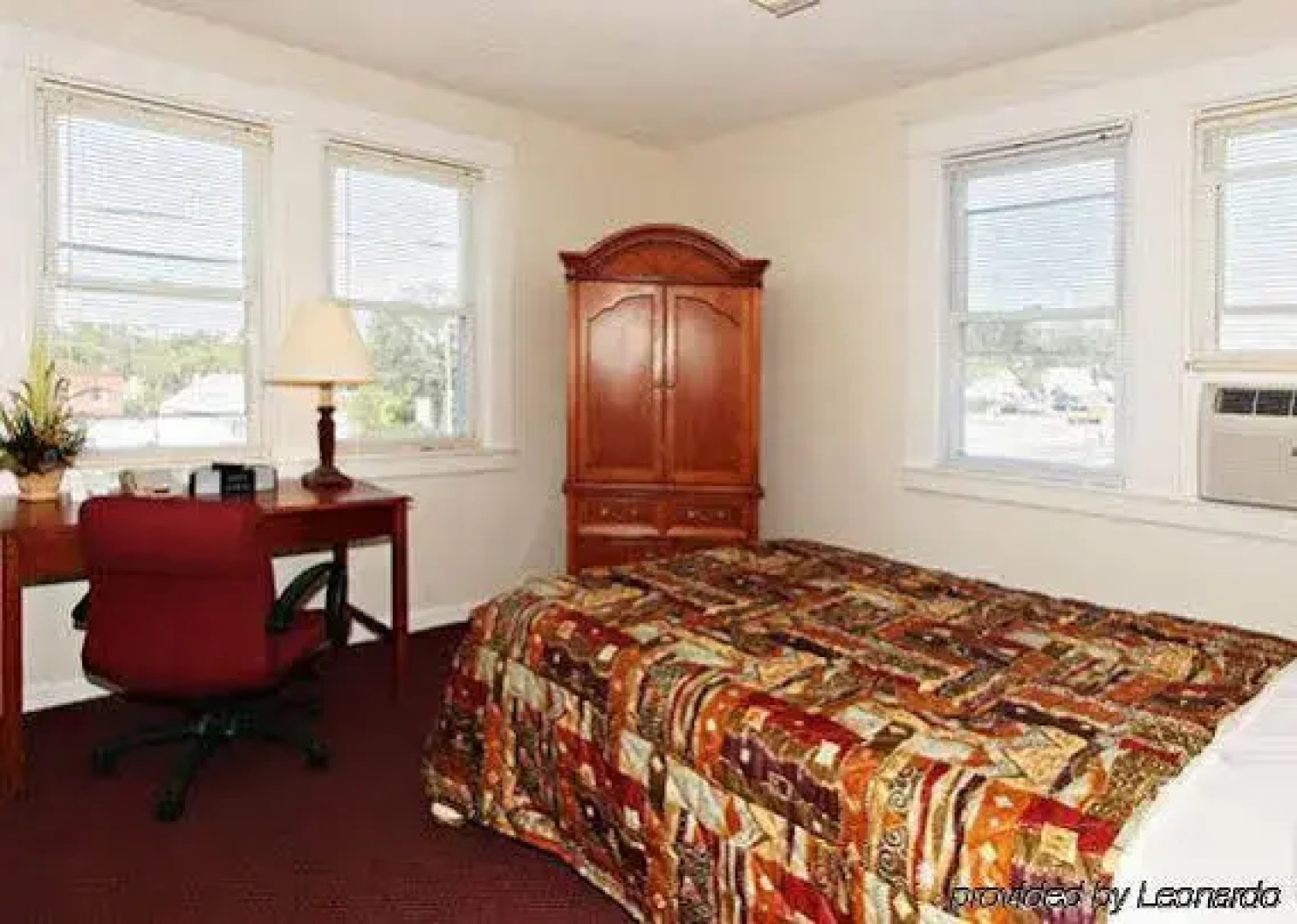 Rodeway Inn & Suites
