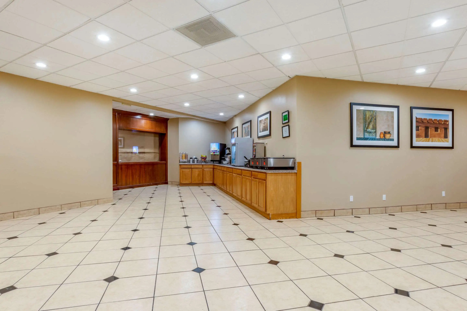 Clarion Inn & Suites Roswell