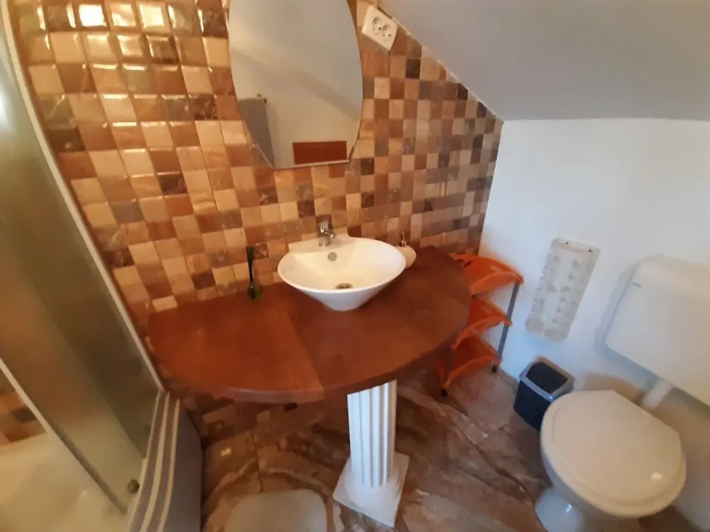 Robi - 100 Meters to the Beach - A3