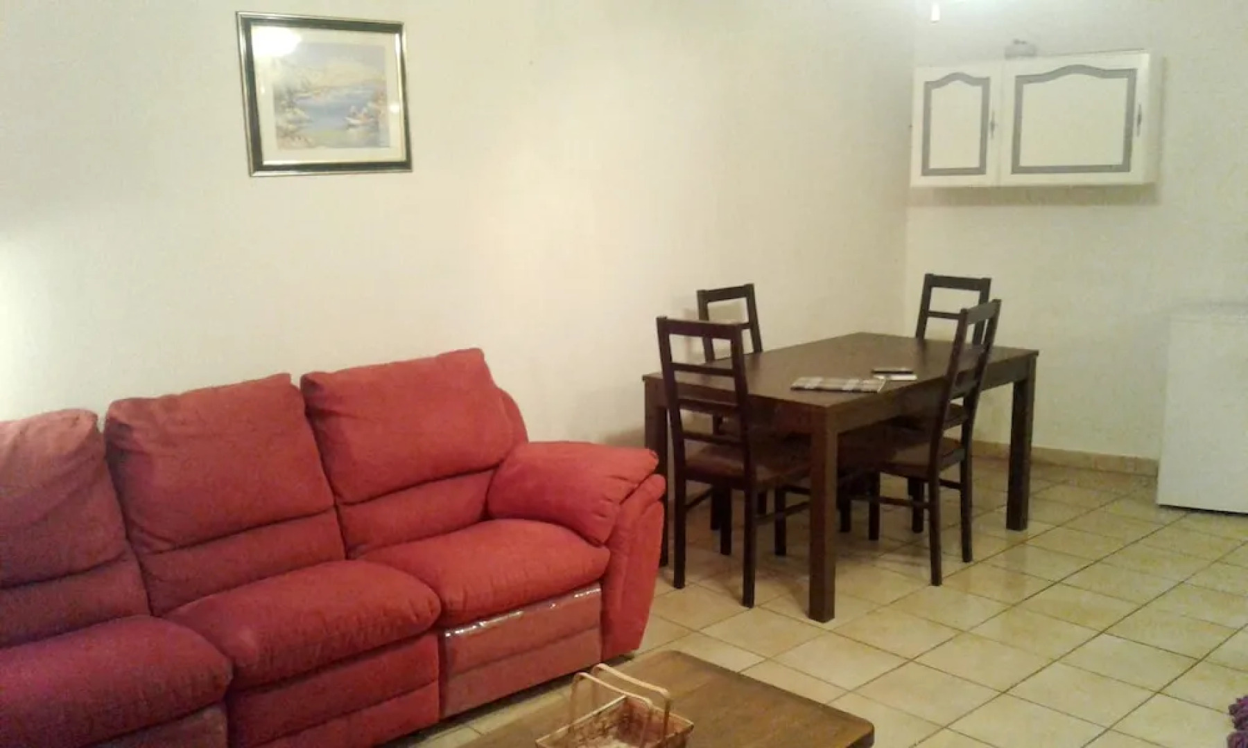 House With 2 Bedrooms in Mèze, With Wonderful City View and Balcony -
